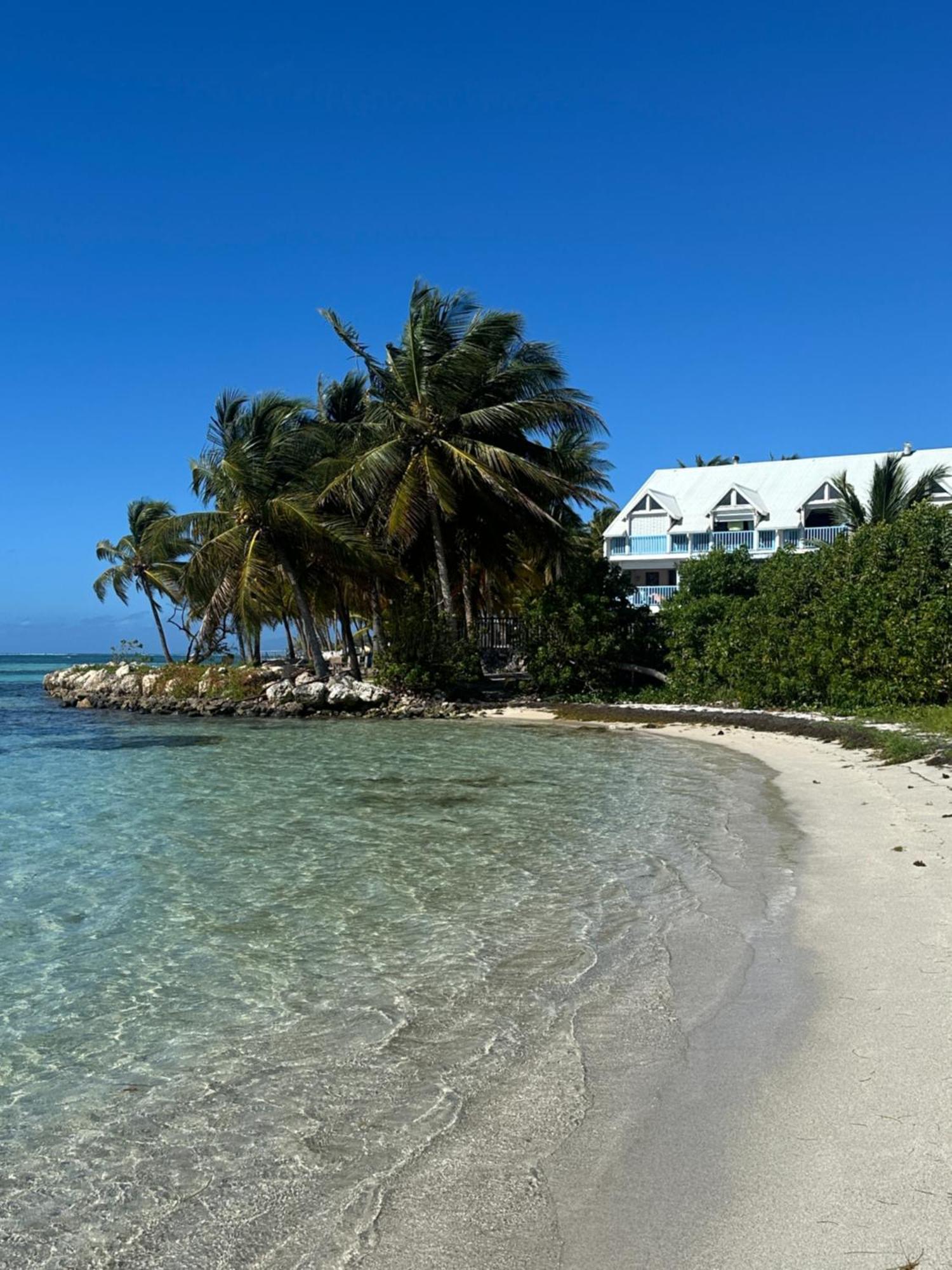 Unique : Pieds Dans L'Eau Face Au Lagon Sainte-Anne  Esterno foto